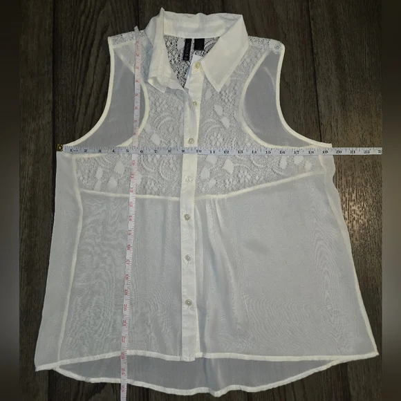 Full Tilt Cream Sheer Sleeveless Button Down Blouse Lace Back Size XL - Picture 5 of 6
